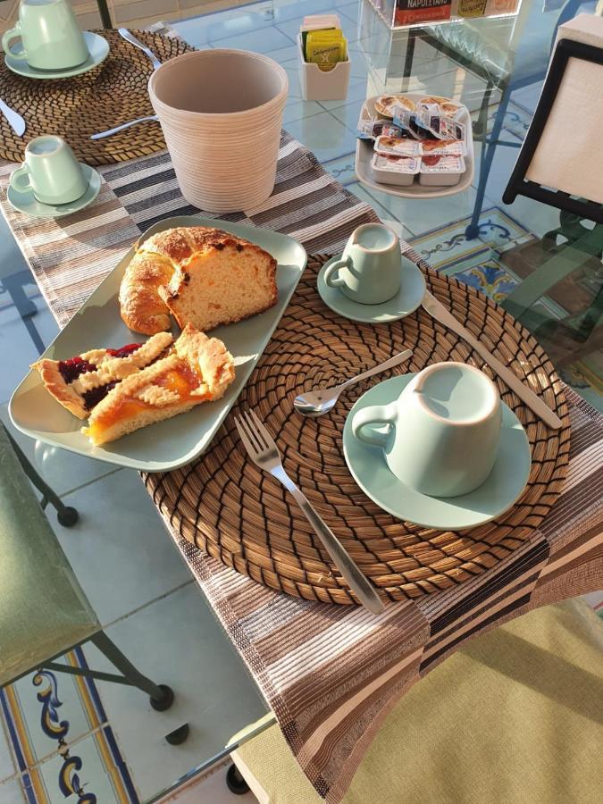 La Finestra Sul Mare Bed & Breakfast Ischia Ngoại thất bức ảnh