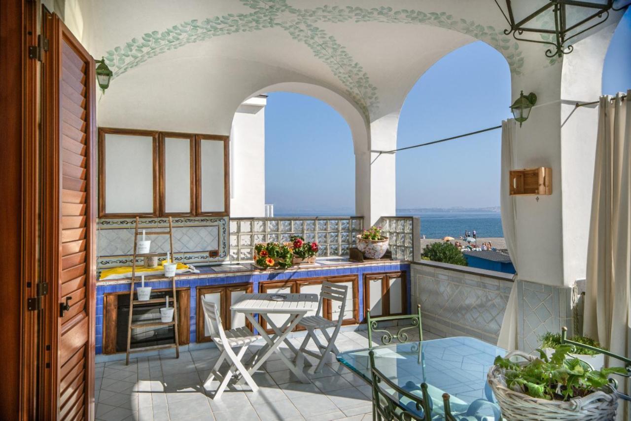 La Finestra Sul Mare Bed & Breakfast Ischia Ngoại thất bức ảnh
