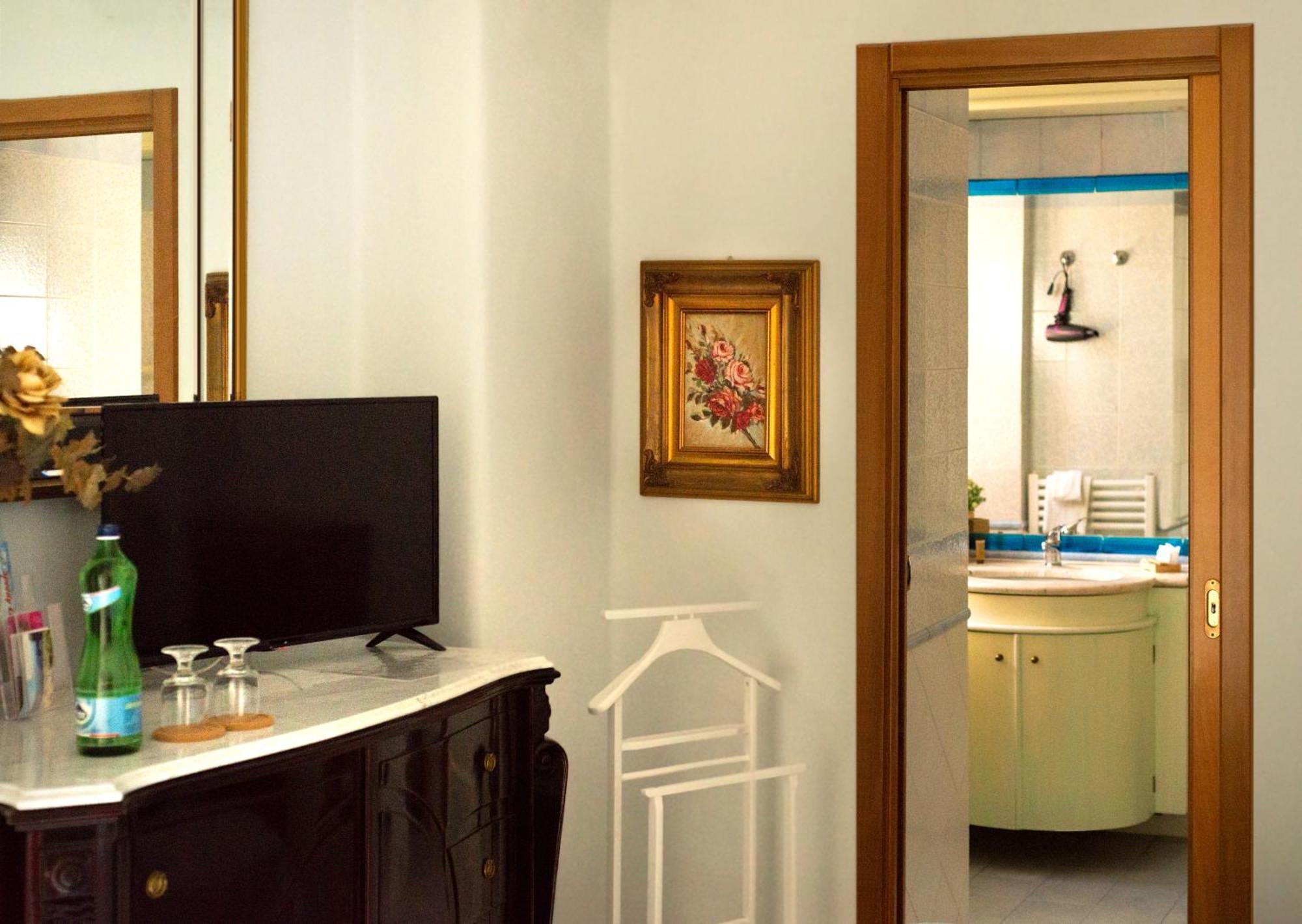 La Finestra Sul Mare Bed & Breakfast Ischia Ngoại thất bức ảnh