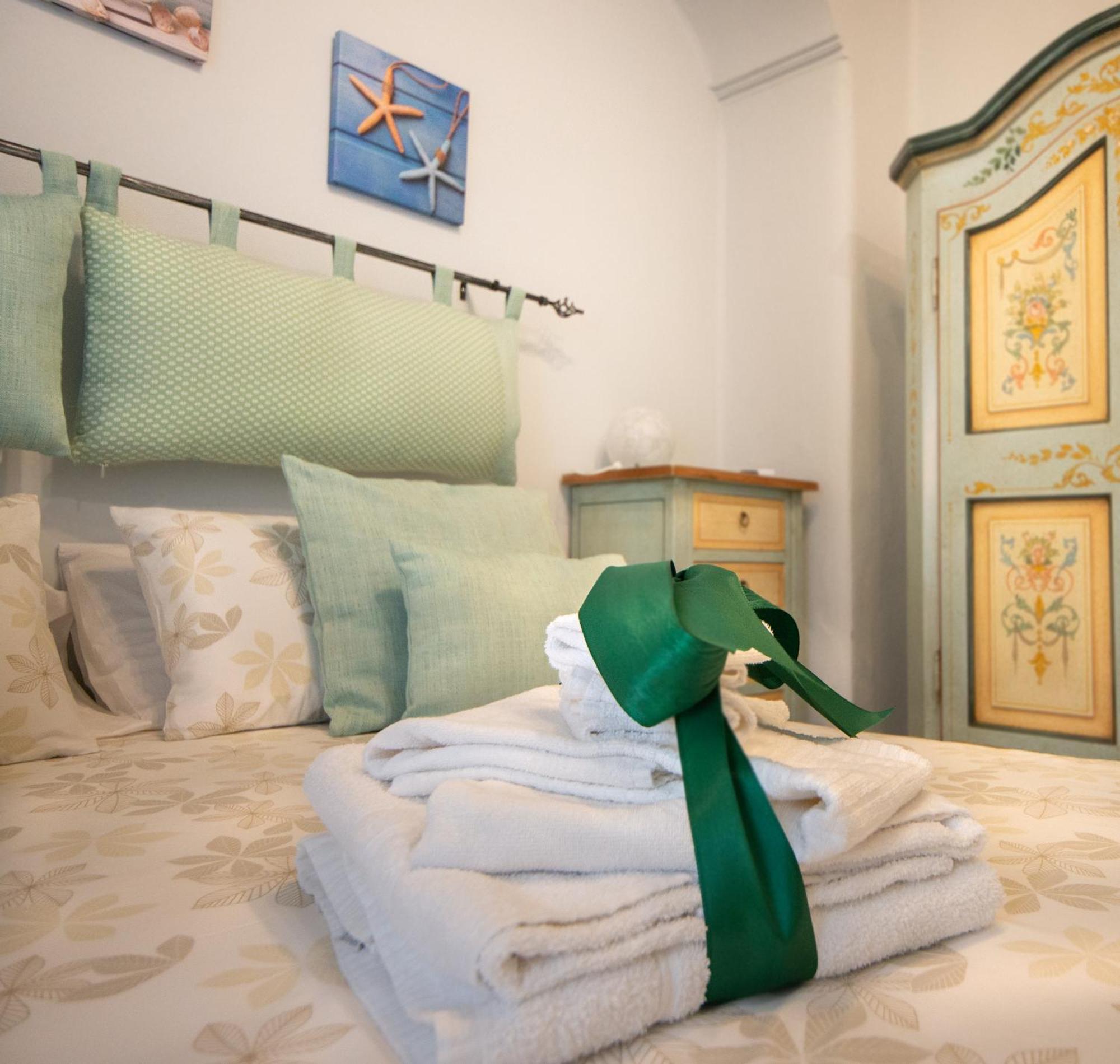 La Finestra Sul Mare Bed & Breakfast Ischia Ngoại thất bức ảnh